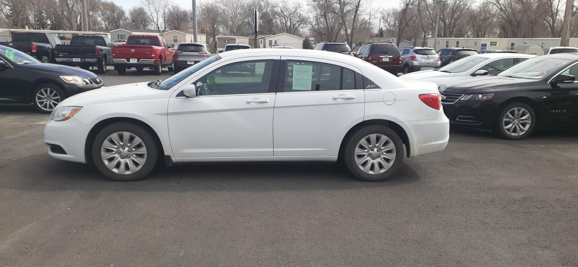 2013 Chrysler 200 (1C3CCBAB6DN) , located at 2015 Cambell Street, Rapid City, SD, 57701, (605) 342-8326, 44.066433, -103.191772 - CARFAX AVAILABLE - Photo#0